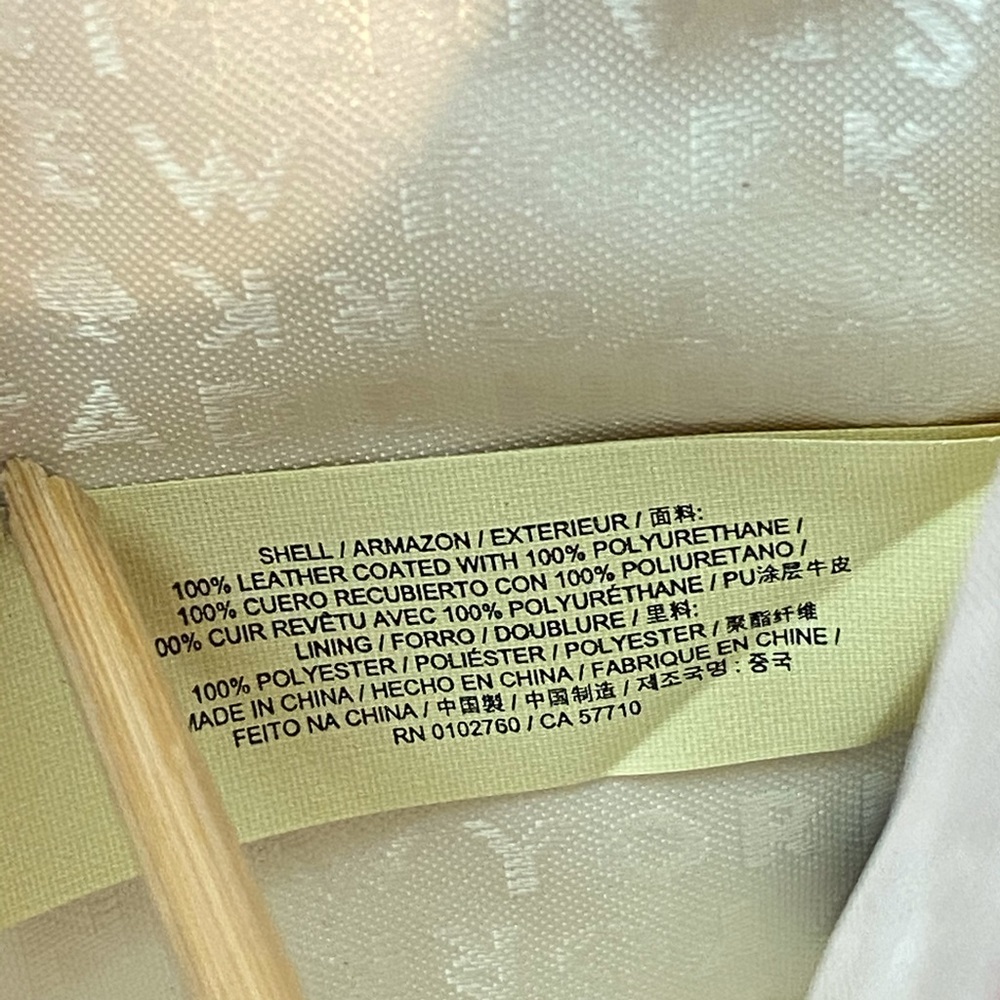 NWOT Kate Spade Zippered Wristlet - Picture 6 of 8